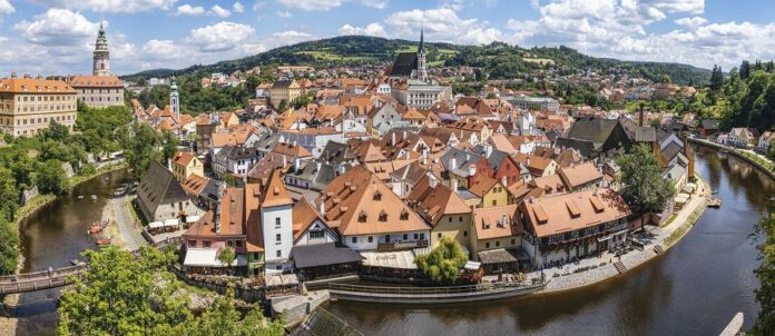 cesky-krumlov-3557917_960_720